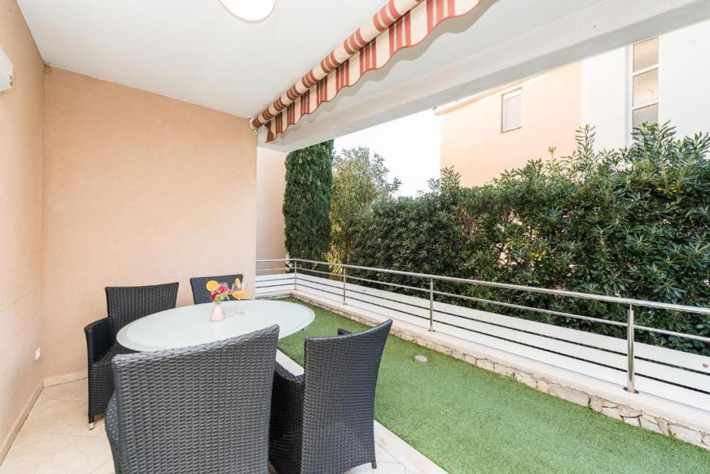 Vile Sunca Novalja Exterior photo